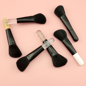 Marque privée Vegan Eco Voyage Portable Contour Angle Brosse Maquillage Petit Noir En Bois Clair Manche Unique Mini <span class=keywords><strong>Blush</strong></span> Brosse - Product Image 5