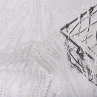 Nouvelle conception 2026, tissu en dentelle à sequins et perles en maille 100 % polyester 310 g/m², respirant et luxueux, blanc, pour mariage