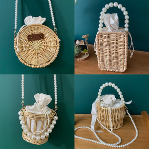 Bolso de mano tejido con perlas, bandolera redonda de paja y ratán, estilo bohemio, bolso de hombro para mujer, para uso diario, bolso pequeño portátil - Product Image 1