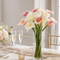 Fabrik-Großhandel Handgefertigte Moderne Realistische PU Calla-Lilien Künstliche Blumen mit Langem Stiel für Hochzeitstisch und Heimdekoration