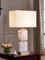 Lampe de table en marbre de style américain, luxe léger, avec LED et abat-jour en tissu, alimentation filaire pour hôtels, salons, chambres à coucher