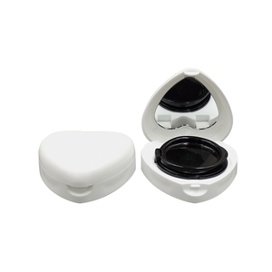 Caja de cojín de <span class=keywords><strong>aire</strong></span> con tapa <span class=keywords><strong>en</strong></span> forma de <span class=keywords><strong>amor</strong></span> 5g personalizada de fábrica con espejo Mini contenedor de crema BBCC caja vacía caja de plástico cosmético - Product Image 1