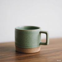Mini tasse à expresso bleue en argile sableuse avec poignée carrée poterie mouchetée promotionnelle faite à la main Style campagnard couleur personnalisée brillante
