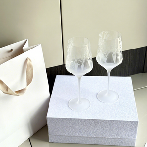 <span class=keywords><strong>Copa</strong></span> <span class=keywords><strong>de</strong></span> <span class=keywords><strong>Vino</strong></span> Tinto D Brand Lily of the Bell, 15 oz, Gran Capacidad, Diseño Moderno con Tallo Largo, Regalo <span class=keywords><strong>de</strong></span> Lujo <span class=keywords><strong>para</strong></span> Negocios, Coleccionismo - Product Image 3