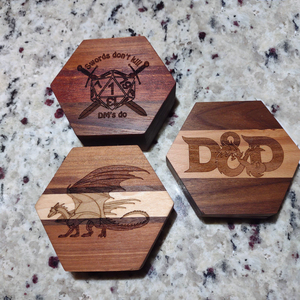 Hexagon Tùy Chỉnh <span class=keywords><strong>Dice</strong></span> Hộp Bằng Gỗ <span class=keywords><strong>Dice</strong></span> Bao Bì Hộp Gỗ <span class=keywords><strong>Dice</strong></span> Lưu Trữ Hộp Trường Hợp Với Từ Nắp Màu Đen Óc Chó - Product Image 6