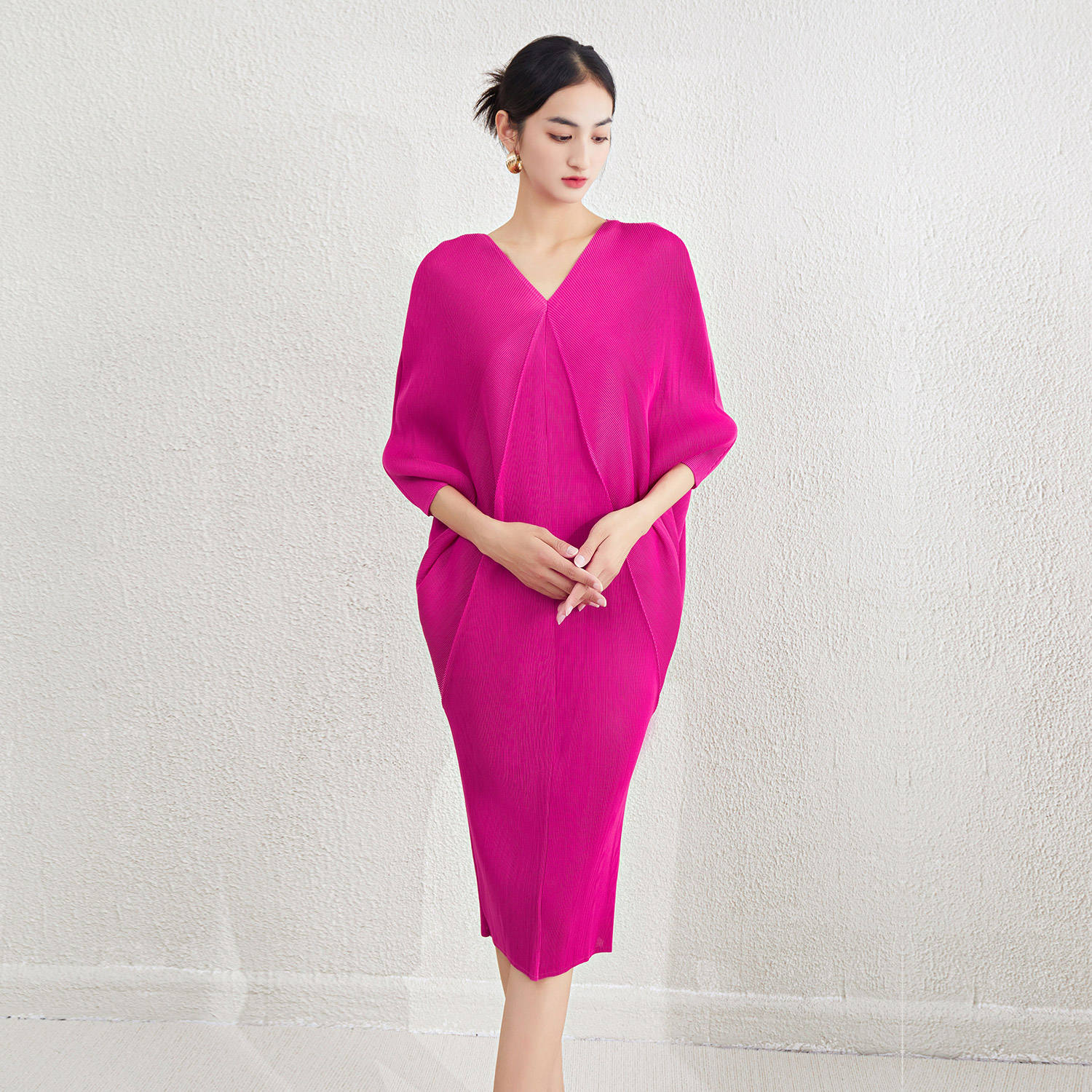 สีแดงม่วง