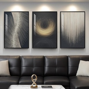Grande Quadro Moderno di Lusso Nero e Oro, Arte Murale per Camera da Letto, Set di 3 Stampe Luminose su Tela - Product Image 5