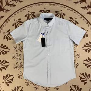 <span class=keywords><strong>Camicia</strong></span> da <span class=keywords><strong>uomo</strong></span> estiva traspirante a maniche corte in cotone Oxford <span class=keywords><strong>slim</strong></span> <span class=keywords><strong>fit</strong></span>, modello 2025 Joychuang, in saldo per l'ingrosso - Product Image 4