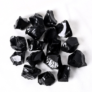 หินออบซิเดียนดำดิบธรรมชาติขายดีที่สุด สำหรับตกแต่ง - Product Image 1