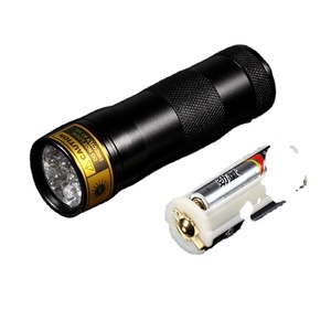 ALONEFIRE <span class=keywords><strong>12</strong></span> LED 395nm Lampe torche portable Détecteur UV pour urine de chat, chien, animal de compagnie, argent, hôtel <span class=keywords><strong>Mini</strong></span> lampe torche Lampe de voyage Pile AAA - Product Image 2
