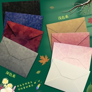 Invitations <span class=keywords><strong>de</strong></span> mariage personnalisées en velours rouge avec lettrage doré à chaud, impression typographique et dorure à chaud, fabriquées en Chine – Offre spéciale - Product Image 6