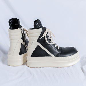 Nuove scarpe <span class=keywords><strong>alte</strong></span> da <span class=keywords><strong>uomo</strong></span> di grandi dimensioni 48 <span class=keywords><strong>nere</strong></span> bianche rovesciate a triangolo stringate alla moda stile da passeggio Sneaker da <span class=keywords><strong>uomo</strong></span> - Product Image 3