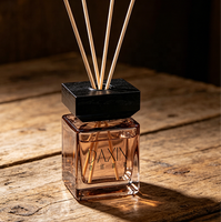 Bouteille diffuseur en verre ambré carré avec bouchon en bois noir, récipient vide pour diffuseur, flacon de parfum d'ambiance, logo personnalisé