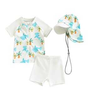 <span class=keywords><strong>Maillot</strong></span> <span class=keywords><strong>de</strong></span> <span class=keywords><strong>bain</strong></span> trois pièces pour enfants <span class=keywords><strong>de</strong></span> 0 à 24 <span class=keywords><strong>mois</strong></span> et <span class=keywords><strong>de</strong></span> 2 à 3 ans, avec short et chapeau - Product Image 1