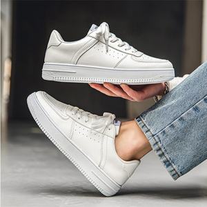 Vente de chaussures scolaires à prix réduit et durables pour l'achat en gros, chaussures plates tendance pour la marche, chaussures de cricket classiques blanches pour hommes - Product Image 5
