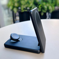 Support de batterie de charge sans fil pliable 3 en 1 Banque d'alimentation 5000mah avec station de câble USB C intégrée pour tous les téléphones intelligents