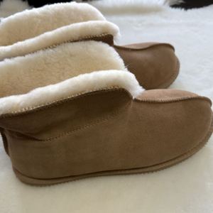 Factory Supplier Best Quality Real Fur Cowhide Leather Low Price Wholesale Gold Supplier Anti-slip Wool Warm Winter Shoes - Product Image 2