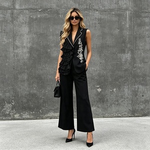 AIMEISI En stock – Ensemble tailleur 2 pièces tendance avec <span class=keywords><strong>veste</strong></span> <span class=keywords><strong>sans</strong></span> manches à volants et strass et pantalon droit – Costumes et blazers pour femmes - Product Image 1