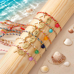 Bracelet en corde rouge à la mode, avec médaille dorée exquise représentant la Vierge Marie, bracelet polyvalent de luxe léger - Product Image 6