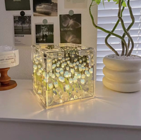 Décoration de chambre créative, lampe de nuit à miroir tulipe infini, lampe tulipe DIY faite à la main, lampe fleur tulipe carrée magique artificielle