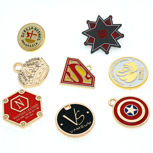 Etiqueta Metálica Personalizada Tanai con Letras para Bolsos, Placa Metálica con Nombre y Logo en Níquel Dorado para Bolsos, Carteras y Monederos - Product Image 2