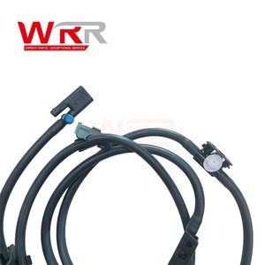 2058600192 A2058600192 Buse de pulvérisation de lave-glace avant pour Mercedes-Benz W205 C205 C180 C200 C300 – Qualité supérieure et durable - Product Image 3