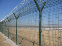 Clôture en PVC à prix abordable, panneau de clôture en treillis soudé 3D courbé et recouvert de PVC, facilement assemblable, pour périmètres, voies ferrées, prisons et aéroports