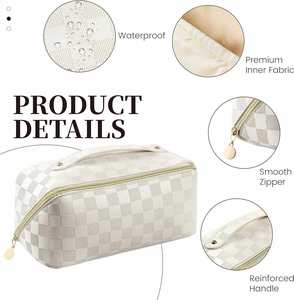 Bolsa Organizadora de Brochas de Maquillaje de Viaje de Cuero de Lujo Personalizada, Linda y Moderna con Cierre Rosa, Estuche Cosmético Profesional con Diseño Personalizado - Product Image 4