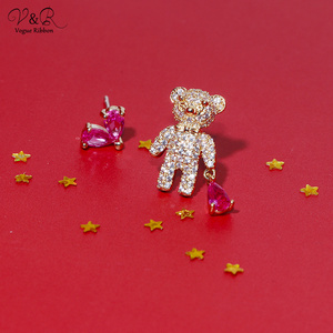 V & R Mode Bijoux Saint Valentin Cadeaux Plaqué <span class=keywords><strong>Or</strong></span> Mignon Coeur <span class=keywords><strong>Ours</strong></span> En Cristal <span class=keywords><strong>Boucle</strong></span> <span class=keywords><strong>D</strong></span>'oreille Pour Les Femmes - Product Image 3