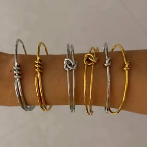 Cliclimoda Trendy paslanmaz çelik bilezik açık manşet bileklik seti kadınlar için ayarlanabilir altın kaplama bileklik su geçirmez takı - Product Image 2