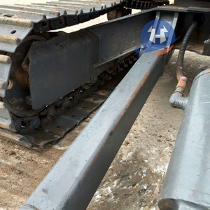 Excavatrice sur chenilles Kobelco <span class=keywords><strong>TAKEUCHI</strong></span> TB230, 95% <span class=keywords><strong>neuve</strong></span>, certifiée CE, faible nombre d'heures de travail, modèle 2023, moteur, pompe - Product Image 3