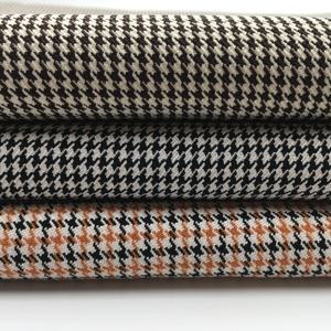 Venta caliente 95% poliéster 5% tela de poliéster de tela de spandex para ropa deportiva - Product Image 6