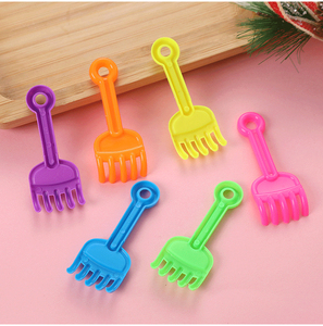 <span class=keywords><strong>Mini</strong></span> <span class=keywords><strong>jouet</strong></span> d'été <span class=keywords><strong>en</strong></span> gros <span class=keywords><strong>en</strong></span> plastique couleur enfants jardin plage sable gadgets ensemble jouets seau sablier <span class=keywords><strong>pelle</strong></span> bébé enfants jouets - Product Image 4