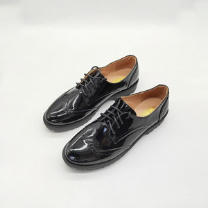 <span class=keywords><strong>Zapatos</strong></span> <span class=keywords><strong>de</strong></span> vestir formales <span class=keywords><strong>escolares</strong></span> <span class=keywords><strong>de</strong></span> <span class=keywords><strong>charol</strong></span> suave negro <span class=keywords><strong>de</strong></span> estilo británico, <span class=keywords><strong>zapatos</strong></span> Oxford con cordones <span class=keywords><strong>de</strong></span> suela duradera <span class=keywords><strong>para</strong></span> <span class=keywords><strong>mujer</strong></span> - Product Image 1