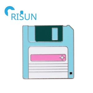 Vente en gros, Épinglette rétro en émail, insigne pour jeux d'ordinateur, bijoux, broches, insigne personnalisé pour <span class=keywords><strong>disquette</strong></span>, disque émaillé - Product Image 3