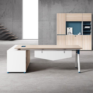 Muebles de oficina modernos Liyu, estación de trabajo de madera ejecutiva personalizada, escritorio, cubículo, combinación gratuita para 4 personas, oficina comercial - Product Image 4