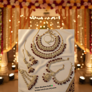 Ensemble de bijoux de mariée ethniques de haute qualité plaqué or, orné de zircon, collier ras du cou, boucles d'oreilles, maang tikka, mariages, fêtes - Product Image 3