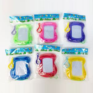 Oso pequeño para niños Mini tablero de escritura juguete blanco negro patrón Horizontal dibujo magnético mosquetón Memo pizarra - Product Image 3