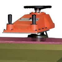 Presse hydraulique à bras oscillant pour la découpe de semelles de chaussures en cuir, machine de fabrication de chaussures