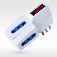 Adaptateur italien 10A avec 3 prises, protection contre les surcharges, sans mise à la terre, en matériau PC, pour usage résidentiel
