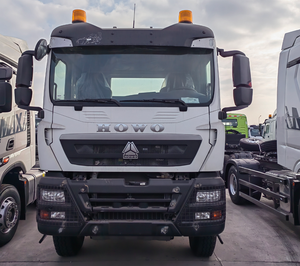 Nuevo Camión Tractor Sinotruk Howo TX 6x4 de 430HP Euro 2 con Motor Diésel Weichai, Suspensión Neumática Izquierda para Transporte Minero - Product Image 2