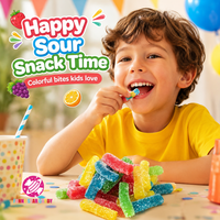 Groothandel op maat gemaakte mini zure gummy stick snoepjes met suikerzandlaag, fruit smaak, kauwbaar, zacht gelei snoep, kinderfeestjes snacks