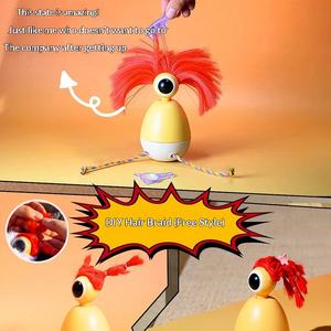 Jouet pour <span class=keywords><strong>chat</strong></span> rotatif transfrontalier non mainstream avec fonction de coiffure DIY - Product Image 3