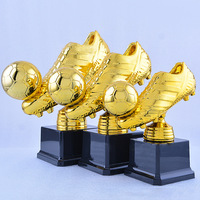 Trophée de football en plastique à succès, trophée de botte d'or, trophée commémoratif de match de football, peut être imprimé avec un logo