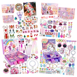 Caja de Calendario de Adviento con Cuenta Regresiva, Regalos de Unicornios, Joyería, Maquillaje, Juguetes, Sets de Regalo Sorpresa de Navidad, Piezas de PVC - Product Image 1