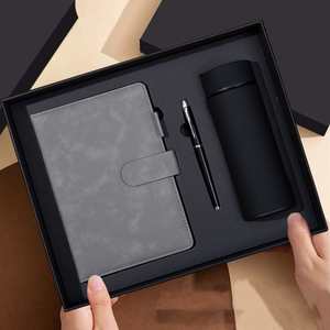 Ensemble cadeau d'entreprise personnalisé, carnet A5 en PU avec couverture rigide, stylo et tasse à café pour le branding des cadres de bureau - Product Image 1