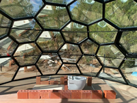 Dôme de glamping géodésique en verre trempé bleu pour hôtel-resort, durée de vie de 20 ans, style luxueux, maison igloo