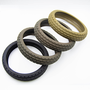 Échelle de roue Beadlock en métal OEM chenille avec pneus en caoutchouc roues et pneus kit moulé pour voitures jouets - Product Image 4