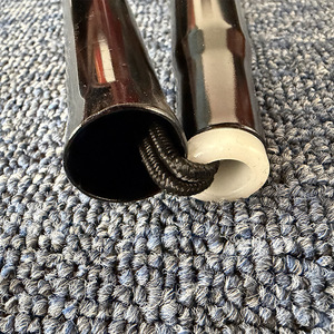 Bâton de marche télescopique à cinq sections en alliage d'aluminium 6063 anodisé noir avec embout en caoutchouc pour les seniors, utilisation en extérieur - Product Image 2