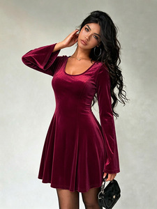 New European and American U-neck Velvet Dress with Women's Back Straightening, Waist cinching, Slimming and Trumpet Sleeves - Product Image 2